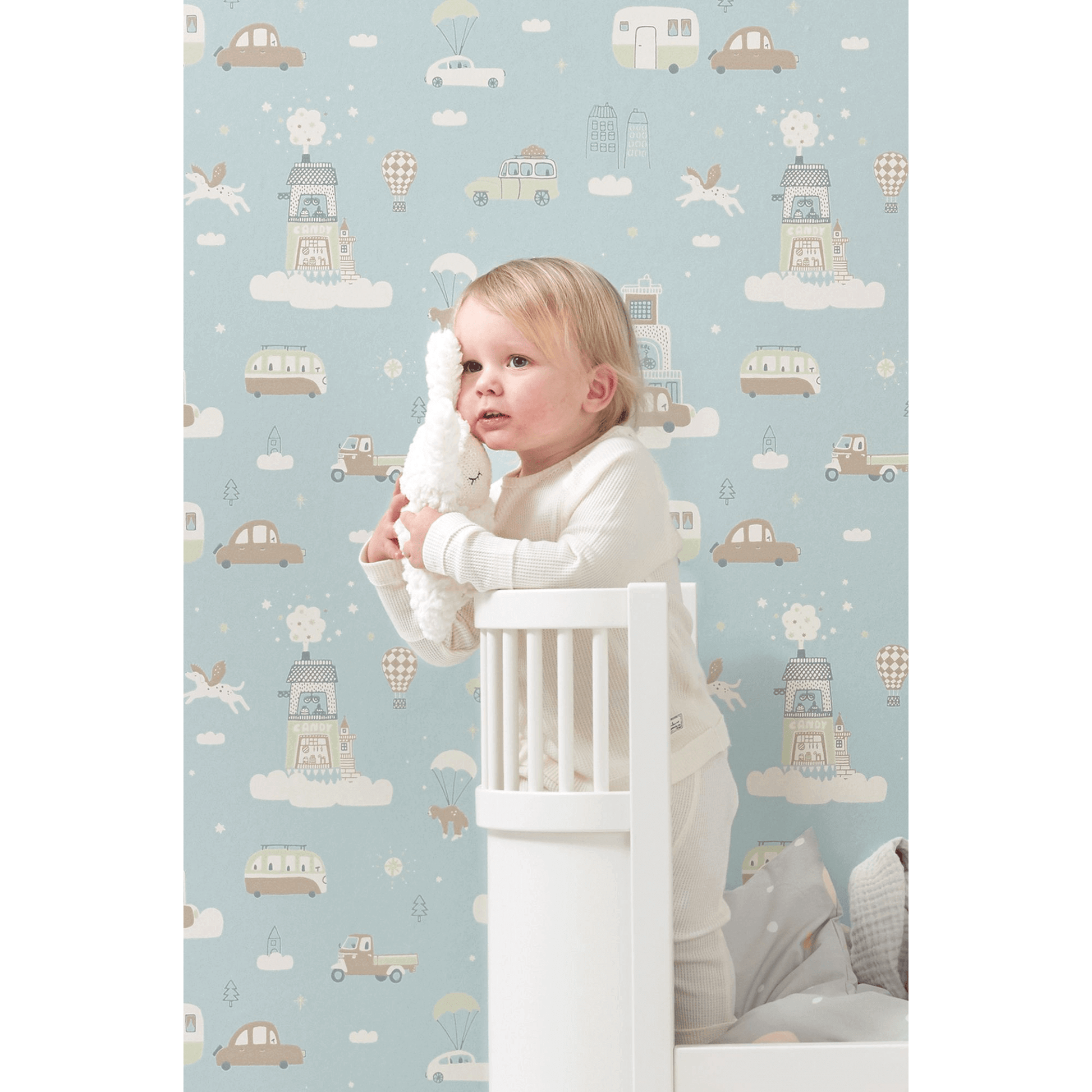 Majvillan Above the Clouds Wallpaper 131-02 child in front of wallpaper