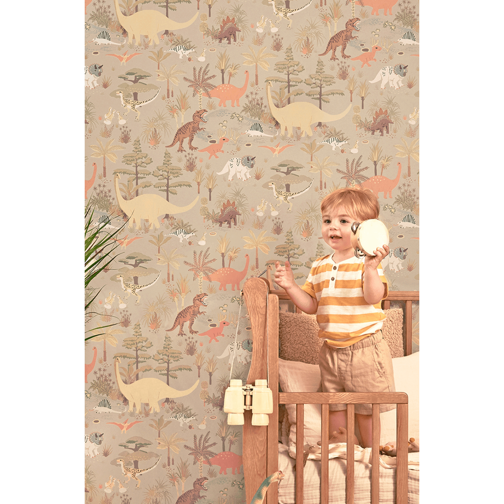 Majvillan Dinosaur Vibes Wallpaper 154-02 child in room