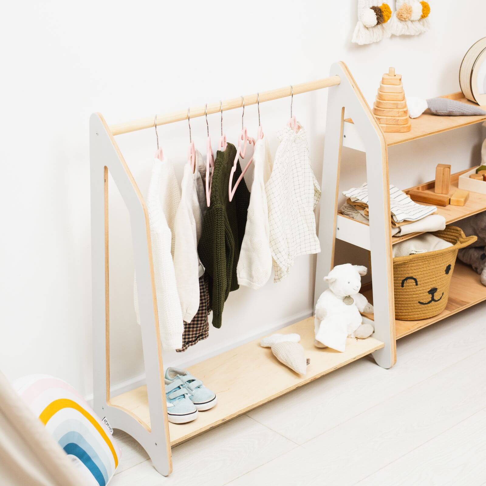 Enjoy The Wood Montessori Clothes Rack