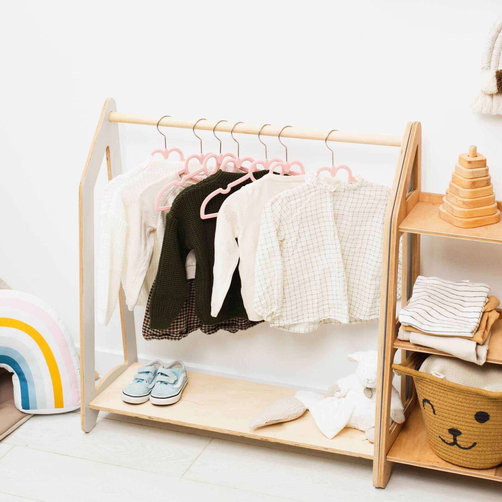 Enjoy The Wood Montessori Clothes Rack