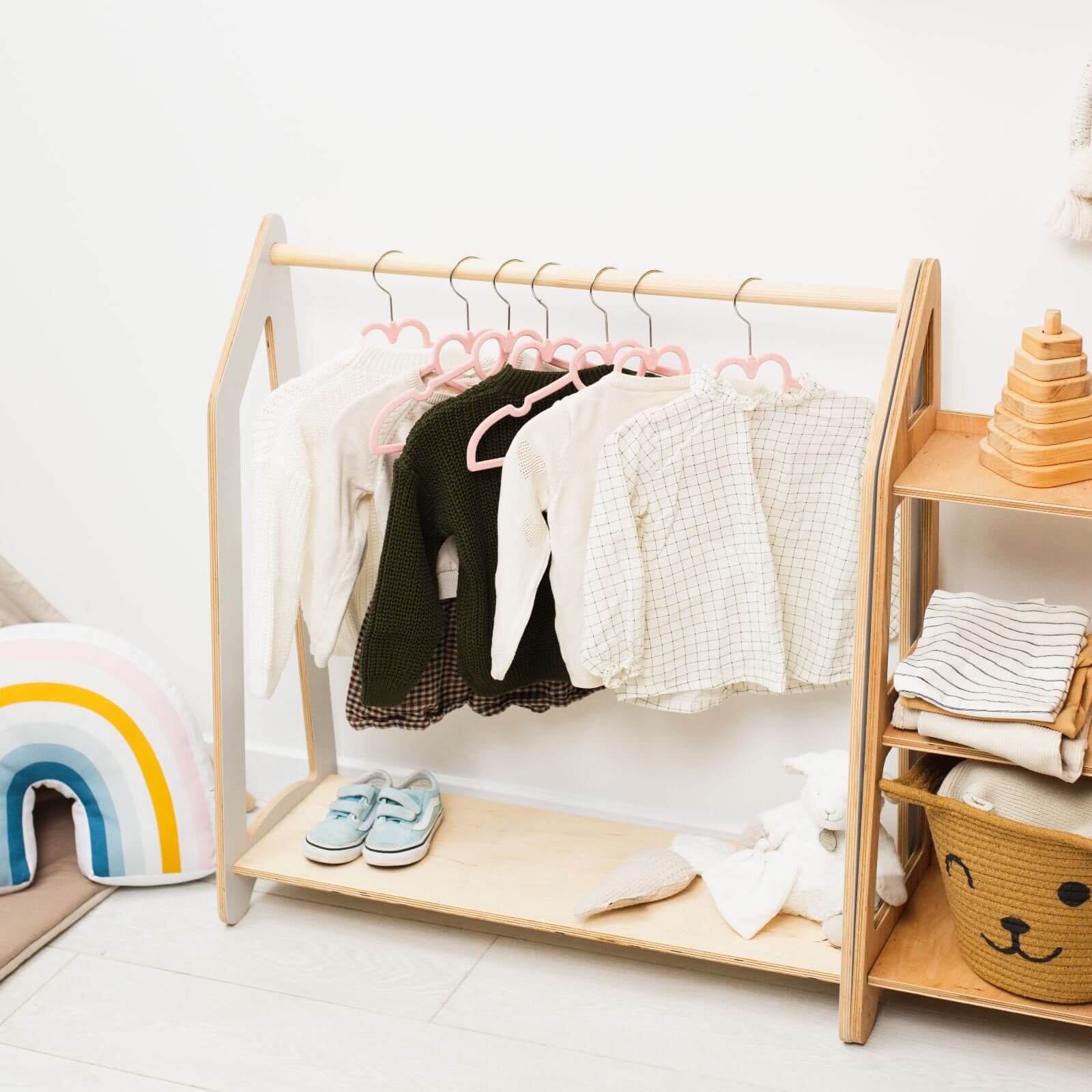 Enjoy The Wood Montessori Clothes Rack