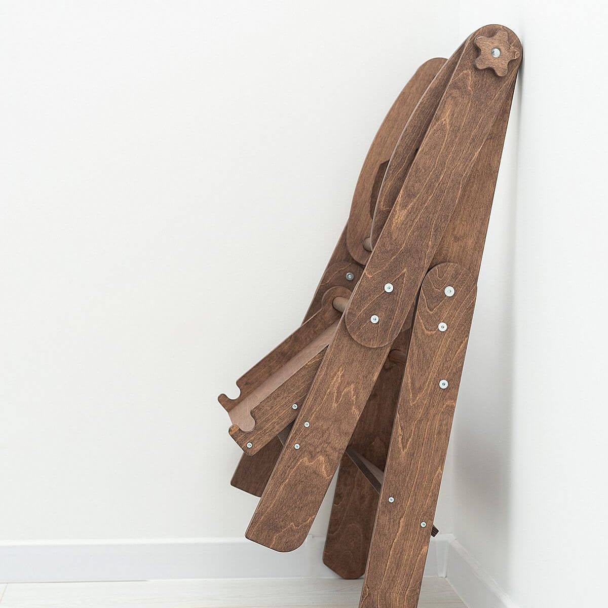 Enjoy the Wood Montessori Learning Tower
