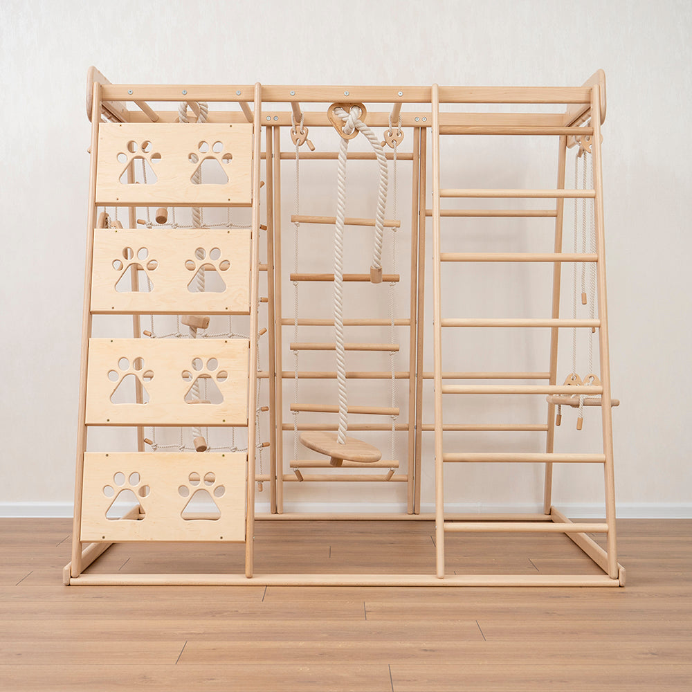 Woodandhearts Climbing Playground