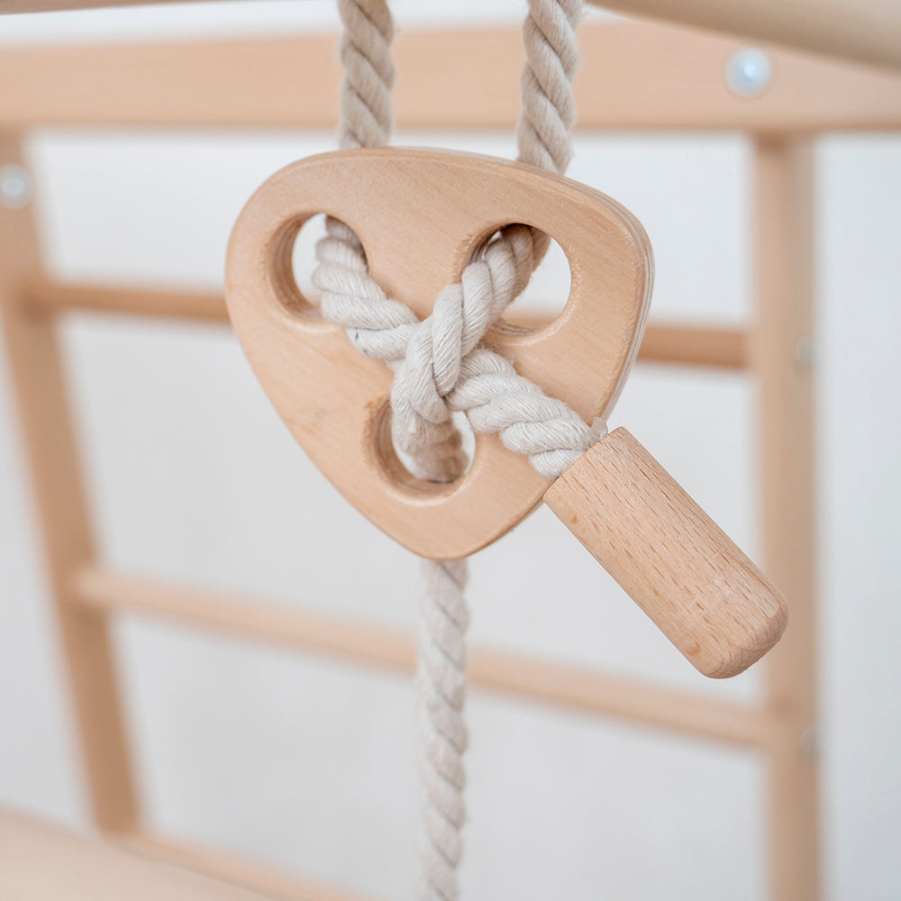 Woodandhearts Climbing Playground