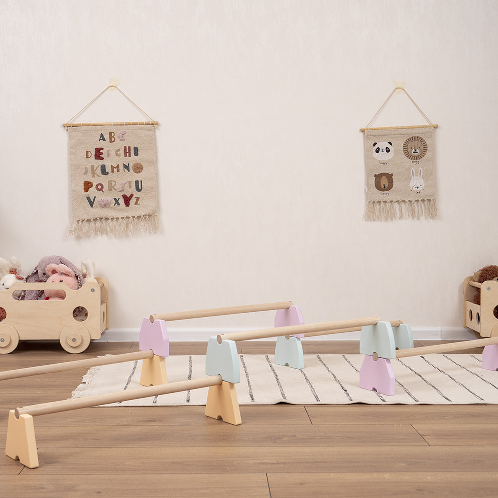 Woodandhearts Balance Beam Set