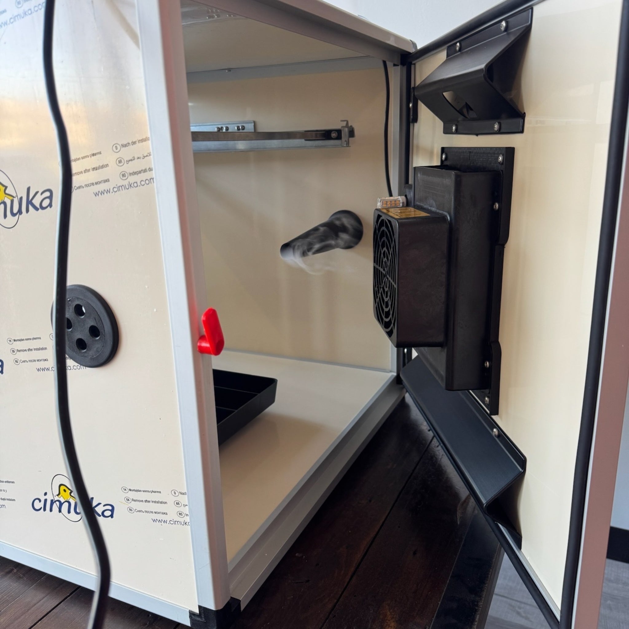 Hatching Time Queen Bee Incubator for Langstroth Frames