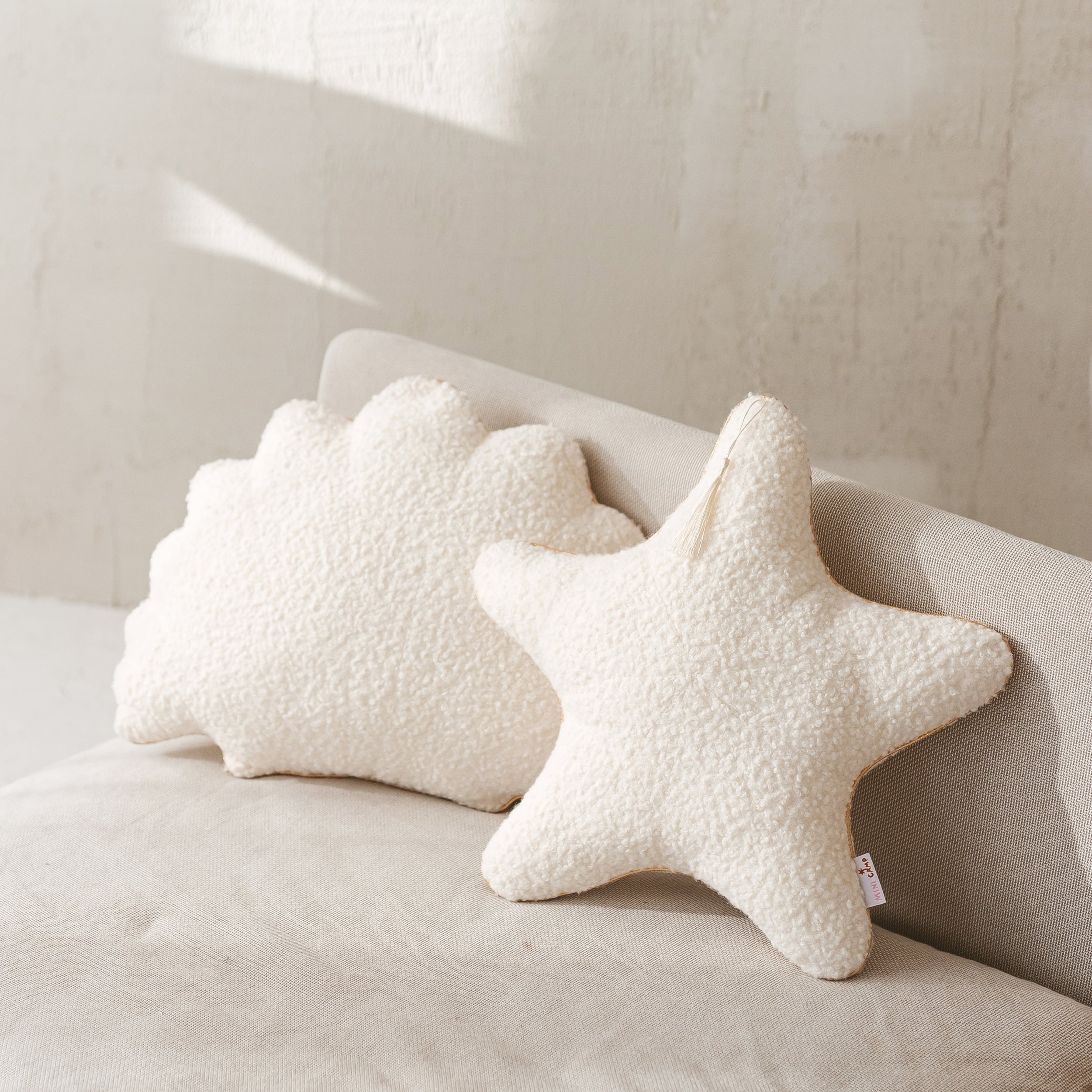 MINICAMP BOUCL-ST-SH-WH Kid's Seashell and Starfish Pillows