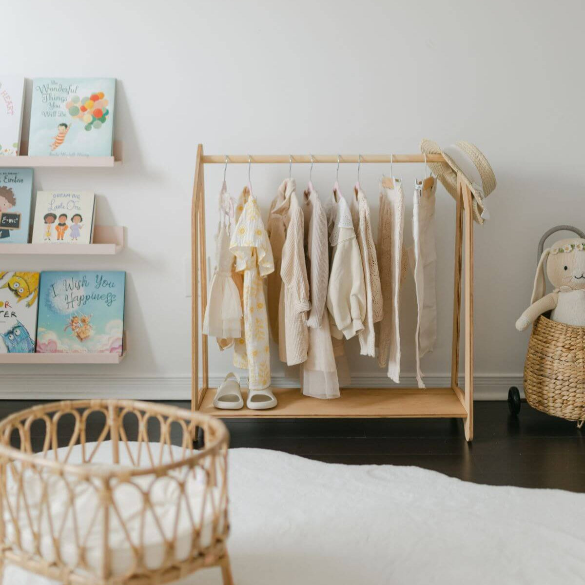 Enjoy The Wood Montessori Clothes Rack