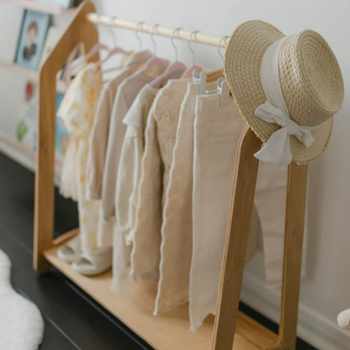 Enjoy The Wood Montessori Clothes Rack