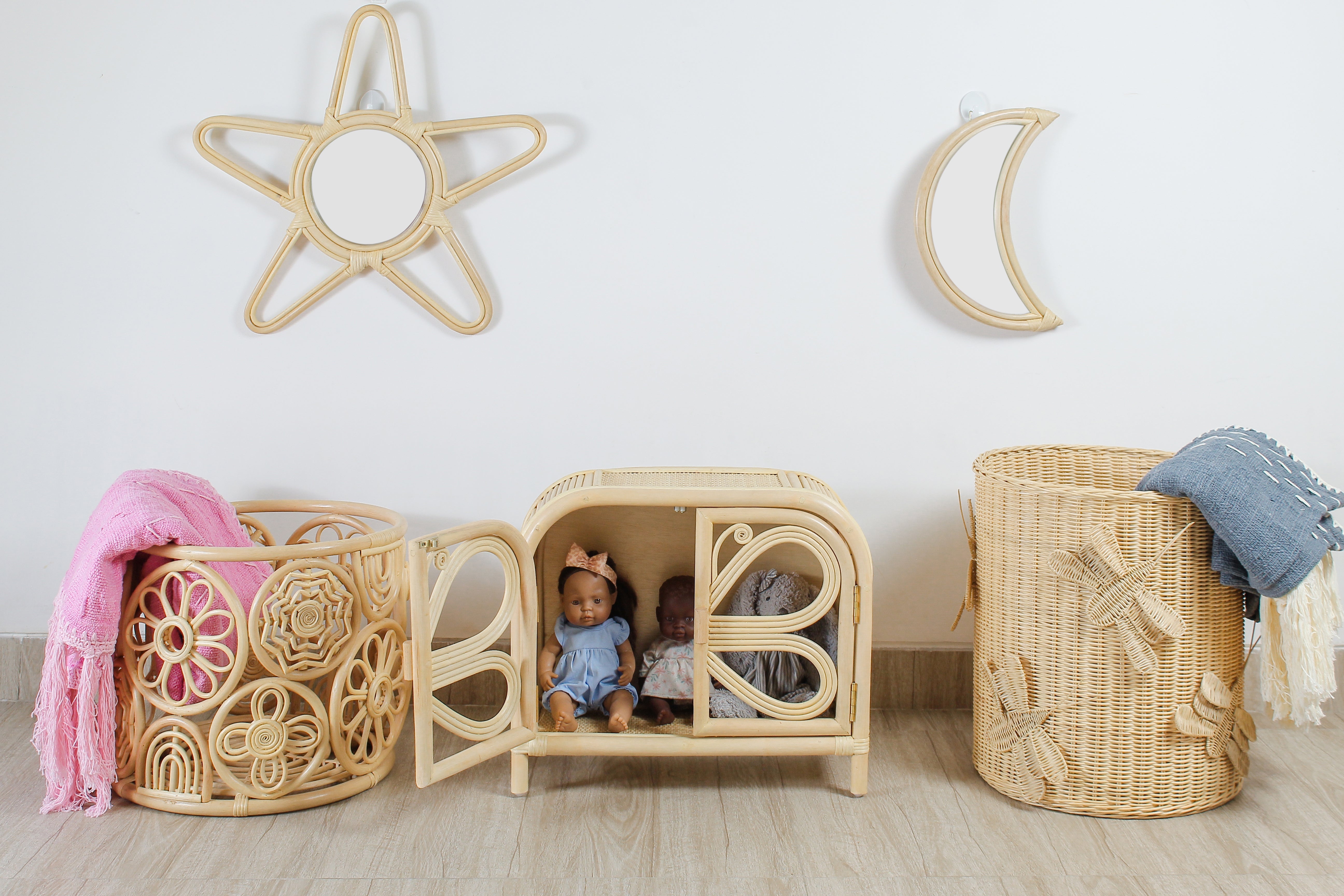 Lullaby Rattan Rainbow Circle Toy Storage Hamper | Nursery Organizer for Blankets & Pillows