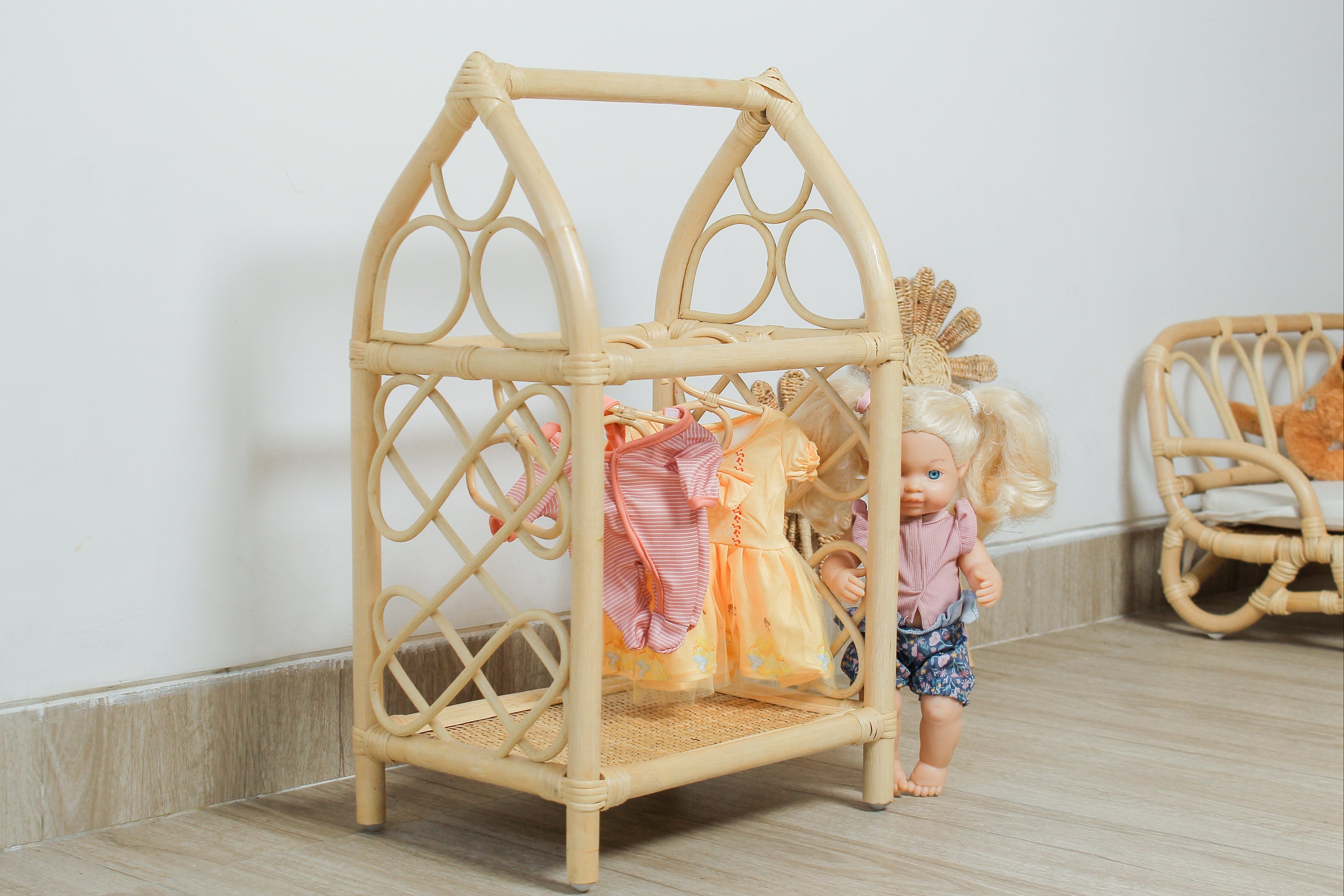 Lullaby Rattan Rattan Doll Clothes Rack with Mini Hangers – Boho Pretend Play Closet for Girls