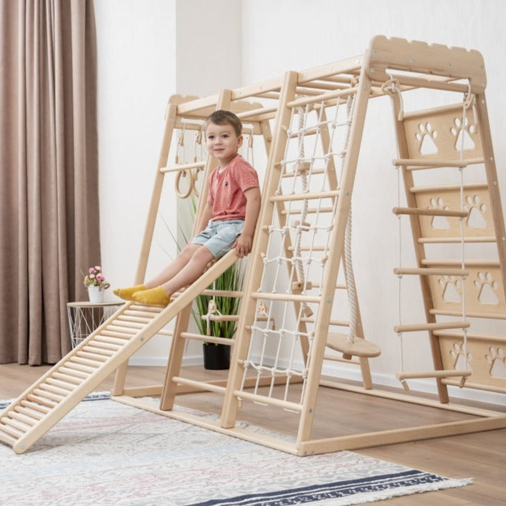 Woodandhearts Climbing Playground