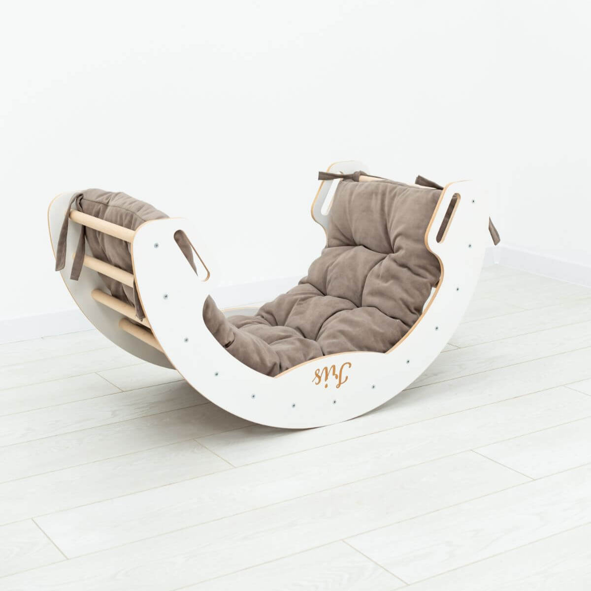 Montessori Rocker Arch