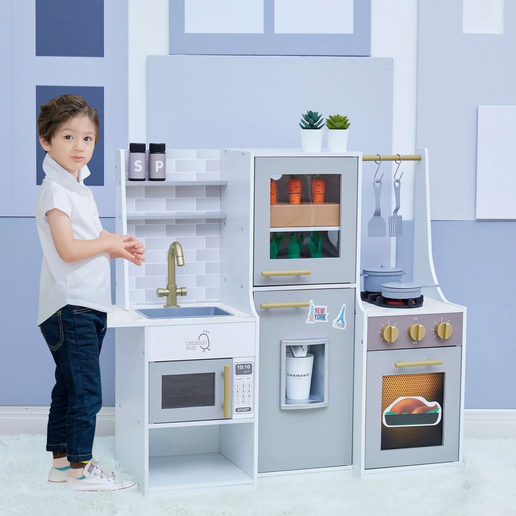 Little Chef Lyon Complete Wooden Kitchen Set with Hydroponic Garden, Refrigerator and Accessories, Gray TD-13627A child playing