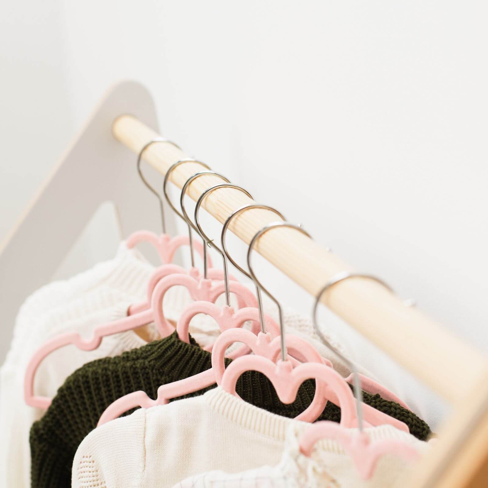 Enjoy The Wood Montessori Clothes Rack